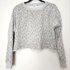 Colsie cropped grey leopard sweatshirt